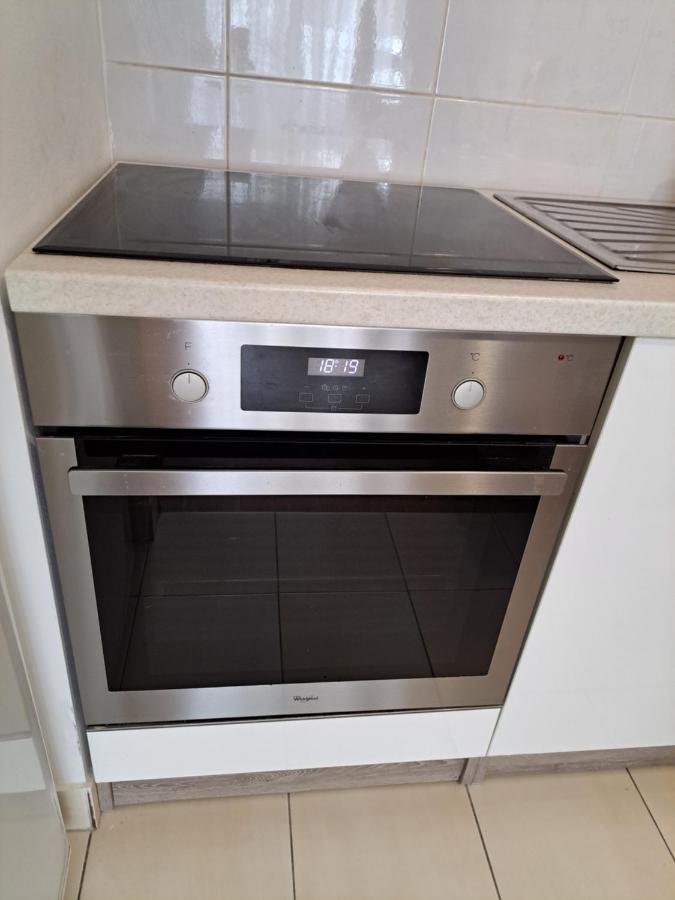 Mariposa, Apartment With Balcony, Private Parking In The Garage, Near The Biggest Shopping Center Mall Of Split Exteriör bild