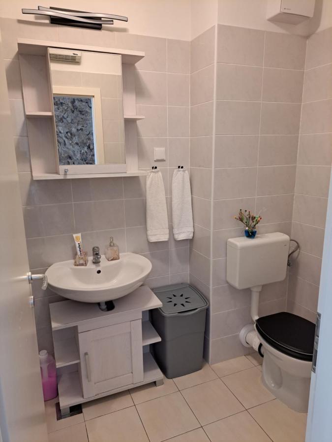 Mariposa, Apartment With Balcony, Private Parking In The Garage, Near The Biggest Shopping Center Mall Of Split Exteriör bild