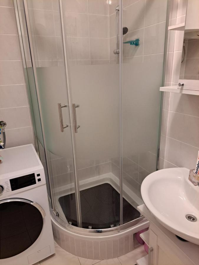 Mariposa, Apartment With Balcony, Private Parking In The Garage, Near The Biggest Shopping Center Mall Of Split Exteriör bild