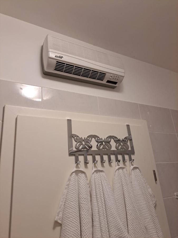 Mariposa, Apartment With Balcony, Private Parking In The Garage, Near The Biggest Shopping Center Mall Of Split Exteriör bild
